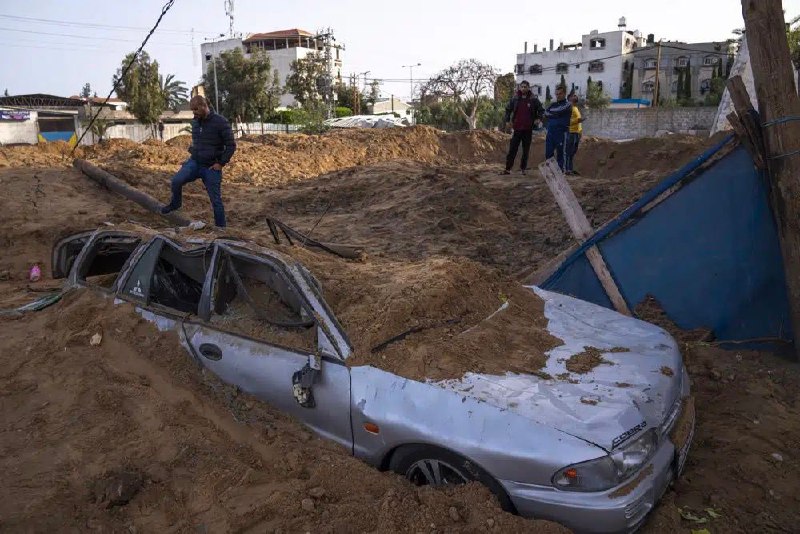 以色列7日罕见空袭黎巴嫩，并继续轰炸加沙地带，以回应此前来自黎巴嫩境内的火箭弹袭击