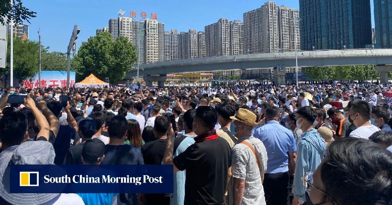 河北燕郊周三发生抗议活动，数千名居民要求进出北京并解除防疫封锁措施