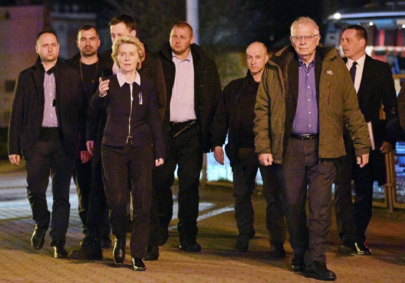 冯德莱恩、博雷利与斯洛伐克总理黑格尔今日到访基辅