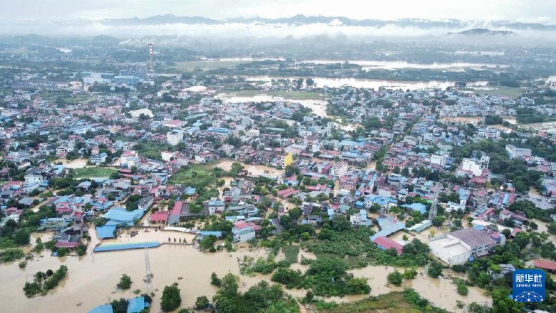 越南农业与农村发展部称，截至11日17时30分，台风“摩羯”及其后续影响在越南已造成179人死亡、145人失踪