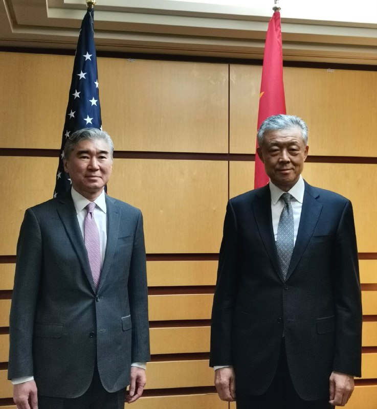 中国政府朝鲜半岛事务全权代表刘晓明于4月6日会见美国国务院对朝政策特别代表金圣大使，就朝鲜半岛形势深入交换了意见