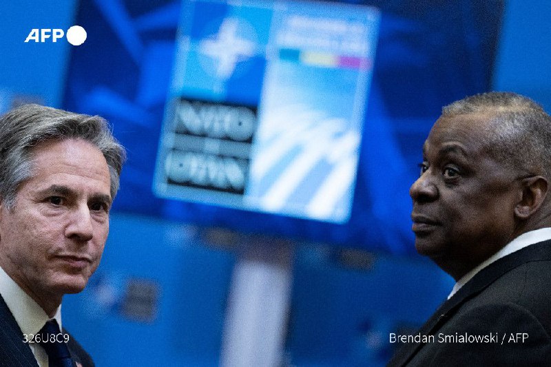 乌克兰总统泽连斯基周六在一场新闻发布会上宣布，美国国务卿布林肯与美国国防部长奥斯汀将于周日访问基辅