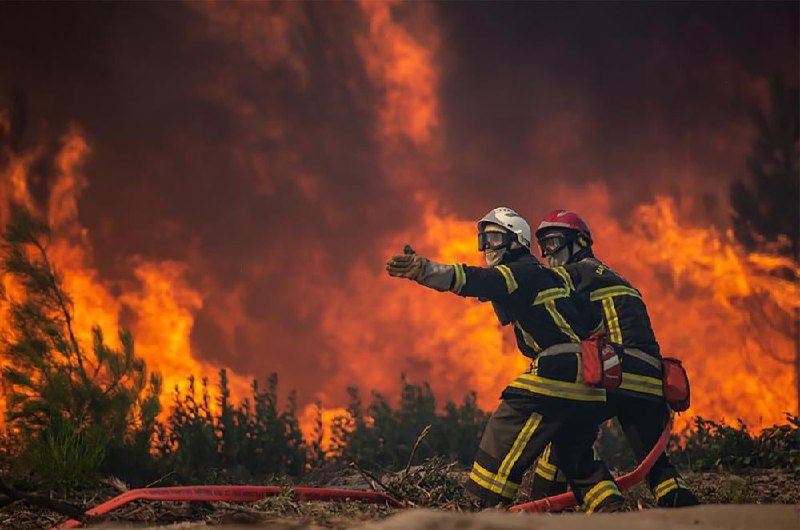 英国周二打破了有史以来最高气温纪录，与此同时欧洲大片地区都处于热浪的灼烧之中