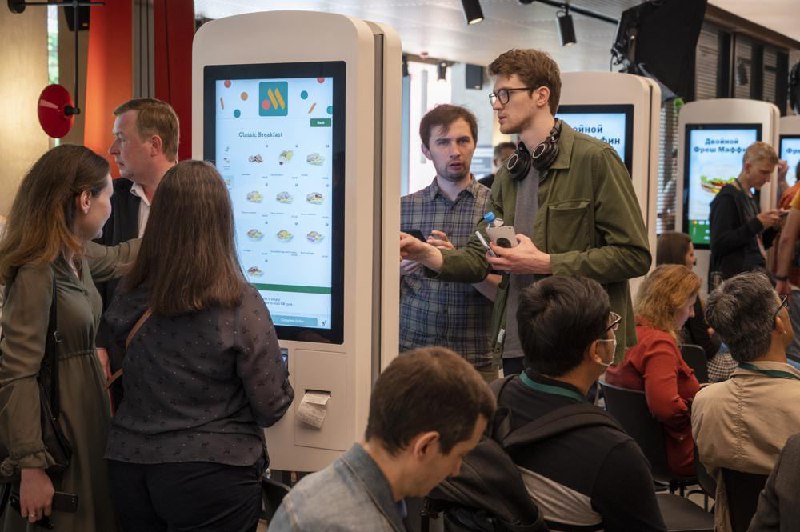 接替麦当劳的连锁餐厅“只有美味”周日在俄罗斯首都莫斯科开业