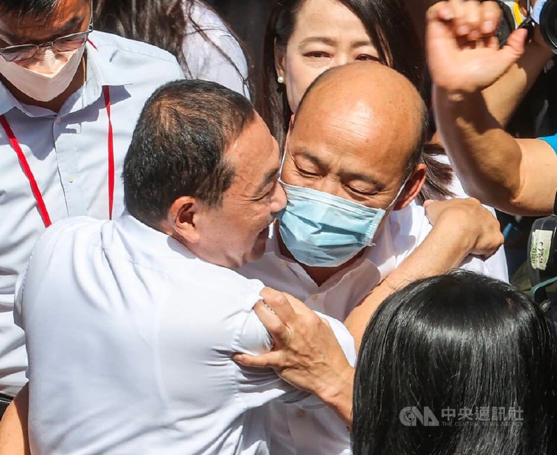 国民党23日召开第21届第3次全国代表大会，会中以全体起立、鼓掌方式，通过提名侯友宜代表国民党参选2024年总统